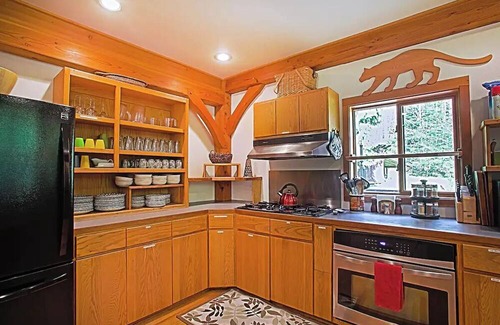 Ashford Cabin | Timberline Lodge