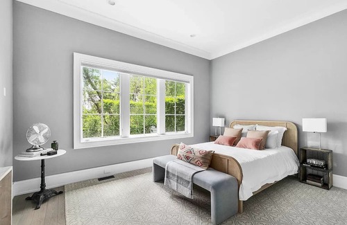 Wainscott House | South of the Highway Wainscott - Modern FarmHouse...Walk to the Beach