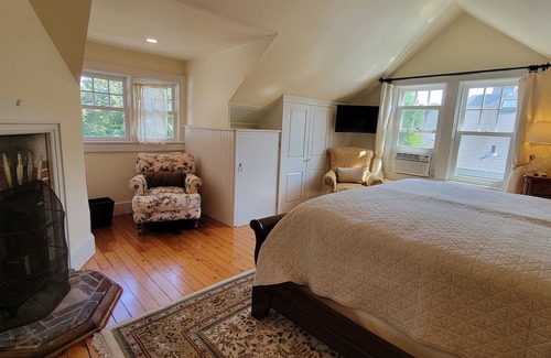 Top of the Hill House | ~ Exquisite Designer Home in Tranquil Tree-lined Neighborhood ~