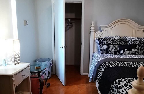Lakeland House | 1bedroom 1bathroom for rent in Lakeland. 15 minutes from RP funding center