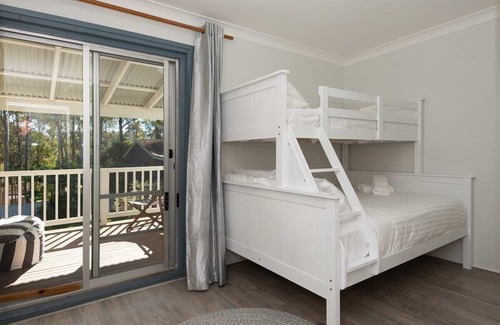Long Beach House | Ocean View Long Beach -Pet friendly!