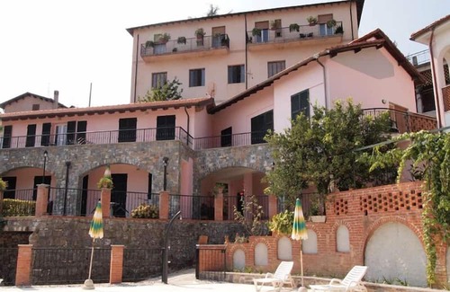 Casanova Lerrone Apartment | Agriturismo Borgo Ameno Trilocale 6 Pax Cx6