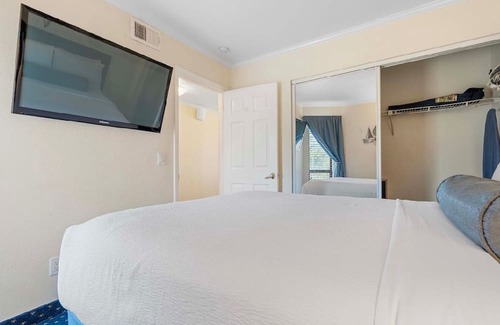 Tampa Resort | Ocean front suite with views for days