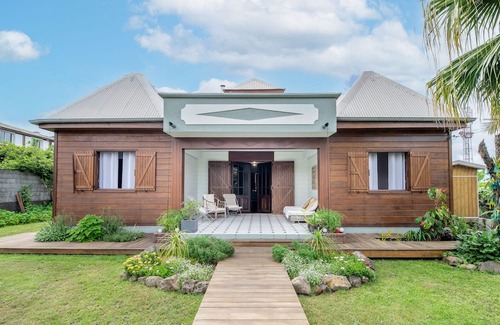 Les Avirons Cottage | Gite Les Avirons, 5 bedrooms, 10 persons