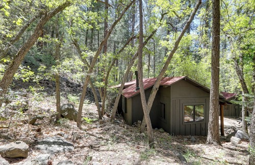 Sedona Cabin | Charming Sedona Cabin: Hike, Fish & Swim On-Site!
