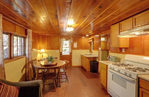 Sedona Cabin | Cozy Sedona Cabin, Steps to Trail & Swimming Hole!