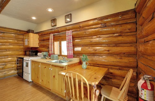 Sedona Apartment | Sedona Studio w/On-Site Hiking & Creek Access!