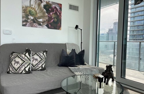 Vaughan Apartment | Wonderland apartment in Vaughan