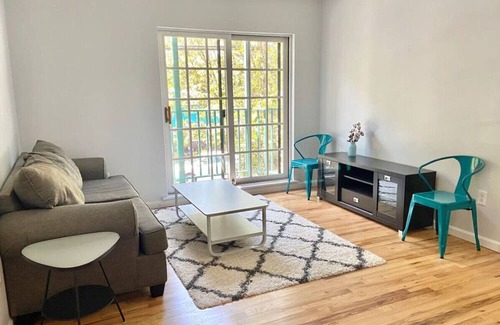 Hoboken Apartment | 201-Newly Renovated 2 Bed 2 Bath Apt With Patio!