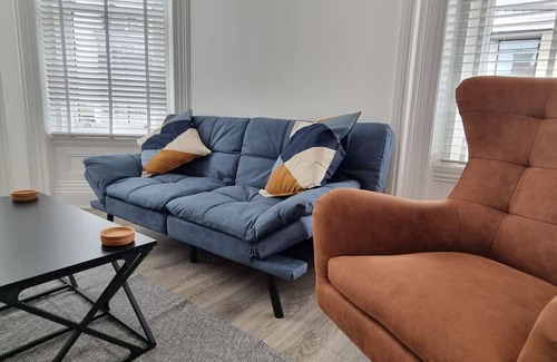 Wakefield Apartment | 1-Bed Apartment in Wakefield