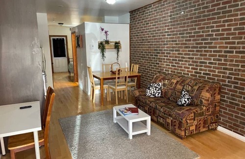 De Lorimier Apartment | Charming Apartment in Plateau