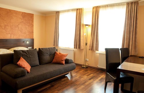 Kleinvassach House | Gasthof Bacher - Double room with shower or bath, WC