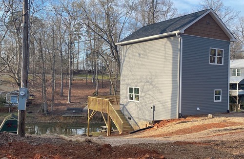 Southmont House | High Rock Nook-Get Away from from the Chaos