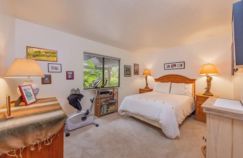 Ojai House | Ojai Home in downtown NEW LISTING DISCOUNT! 2 bedrooms - sleeps 4 - 2bathrooms