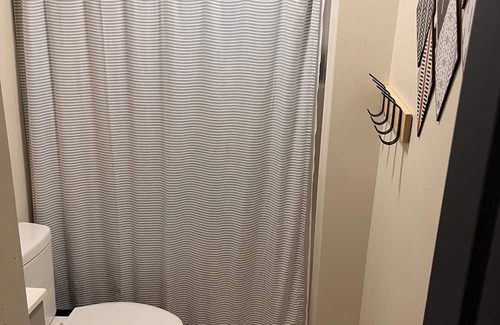 Elizabethtown Other | Minutes to I-65! NEWLY Renovated, Family, Friendly ~ Clean Modern Home