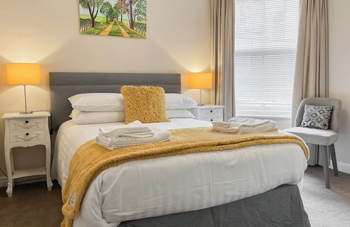 South Cliff Cottage | 2 bedroom accommodation in Scarborough