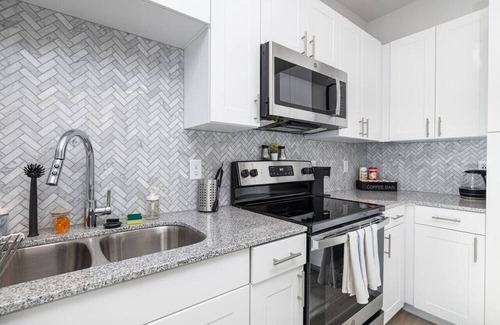 Lewisville Apartment | Tranquil Lakeside 1BD: Pool, Workout & Desk Space