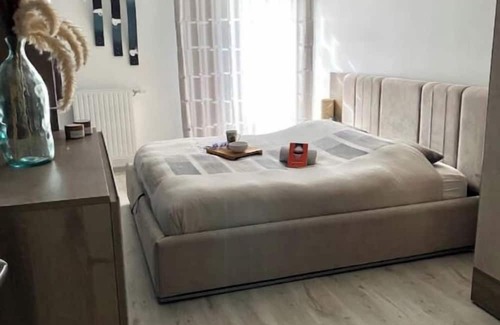Chatillon Apartment | Appartement Entier Avec Jardin Proche Paris , Métro et Commerces Résidence Calme
