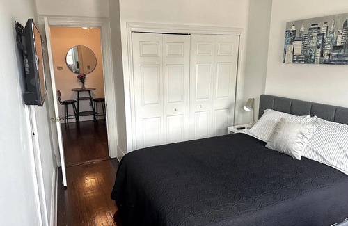Hoboken Apartment | Cozy Retreat with ESB View!