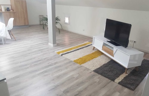 Clermont-Dessous Apartment | Homerez - Apartment in Clermont-Dessous
