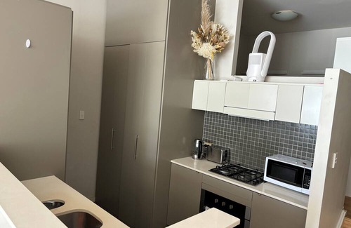 Maroubra Apartment | Perfect Family Holiday Home above Maroubra Junction Shopping Centre