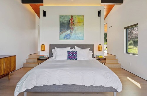 San Anselmo House | Stunning Hilltop Home with Views, Pool and Spa