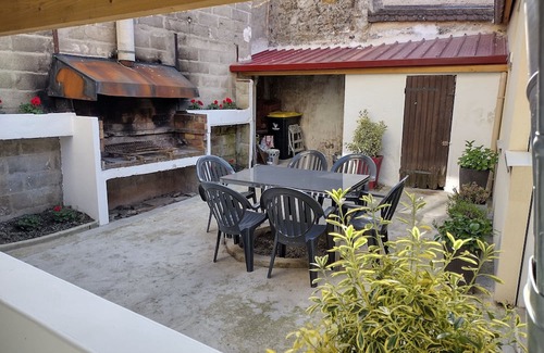 Esbly Apartment | House With Private Terrace Near Disneyland