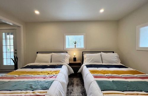 Kerhonkson House | Kerhonkson Oasis: Where Comfort Meets Nature- 3 Bdrm Close to Climbing!