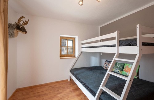 Oberaudorf Apartment | Romantik- und Familien-berghütte "wildbarren" für Max. 7 Personen