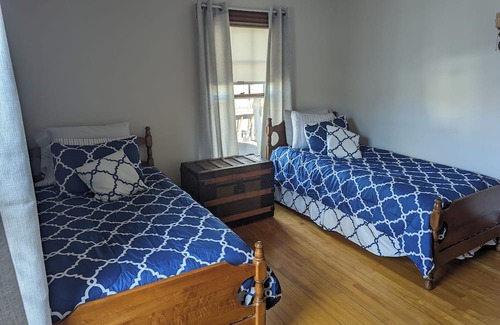 Bangor House | Queen City Duplex Sleeps up to 6 guests