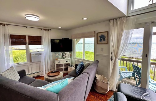 Fairhaven House | Private Ocean Front Beach House with 4 bedrooms Sleeps 8 Has a Mooring