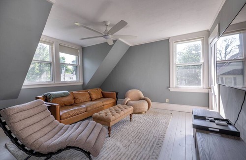 Salisbury House | Beautiful country home in the heart of theHudson Valley and Berkshires hills