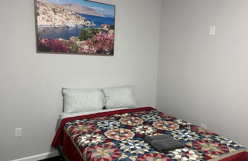 Jacksonville Apartment | Guest suite private entrance 1/1