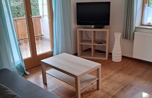 Edling Apartment | Ferienwohnung mit Bergblick, Ländlich Gelegen