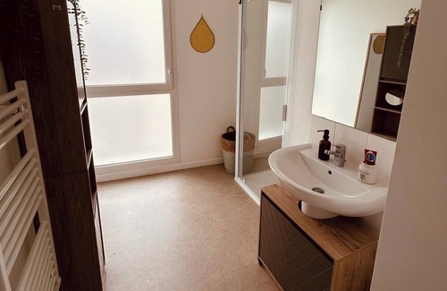 Benouville Apartment | Appartement 70m2 2 Chambres Pegasus Bridge à 5kms de la mer