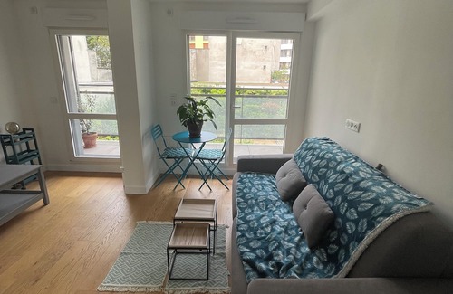 Parc-de-Montsouris Apartment | Charmant Studio Avec Balcon vue sur Jardin