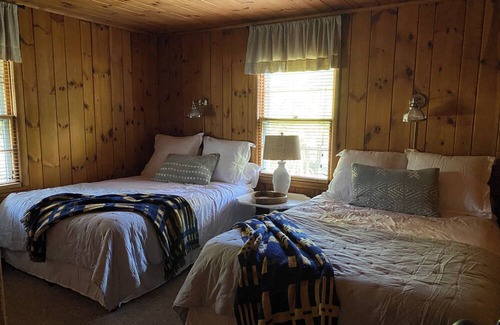 Cleverdale House | Lake George family retreat in prime location with private dock and swim area