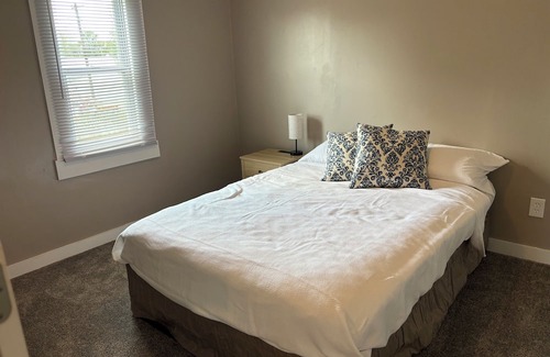 Washington Court House House | Entire Home, 3 bed 1.5 bath in Washington Court House