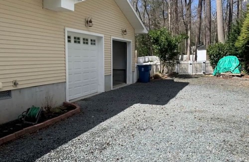 Ocean Pines Cottage | Admirals Cottage - Quiet Clean Cozy Pet Friendly w large fenced yard
