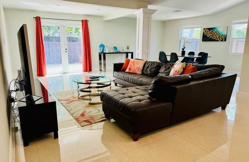 Deerfield Beach House | My Sunshine Place. Your home away from home!
