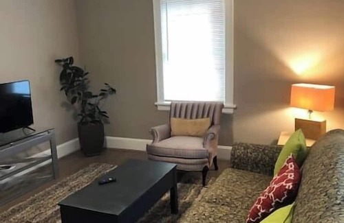 Walnut Hills Apartment | 1 Acogedora , Elegante y Confortable Suite ,cincy