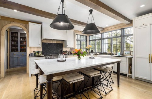 Falmouth House | Walk to private beach from this fully updated home. Sleeps 10 -RPL001