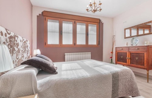 Teruel House | Holiday Home 'Barranco Las Maravillas' with Private Terrace, Private Garden and Wi-Fi