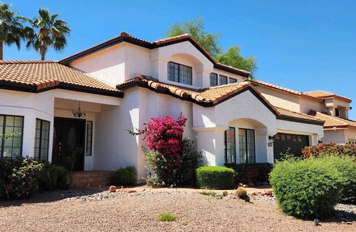 Arabian Crest House | 2 story house in North Scottsdale with pool