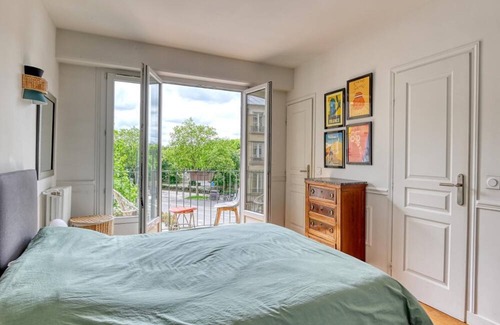 Republique–Point-du-Jour Apartment | Elegant flat of 100m2 in Boulogne