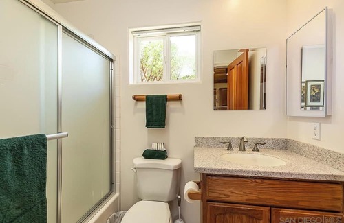 Julian House | A good place to get away from the noise