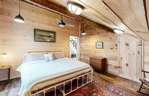 South Bristol House | Rustic Cabin with Serene Family-Friendly Amenities