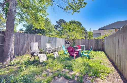 Northeast Virginia Beach House | Pet-Friendly Virginia Beach Abode - Walk to Beach!