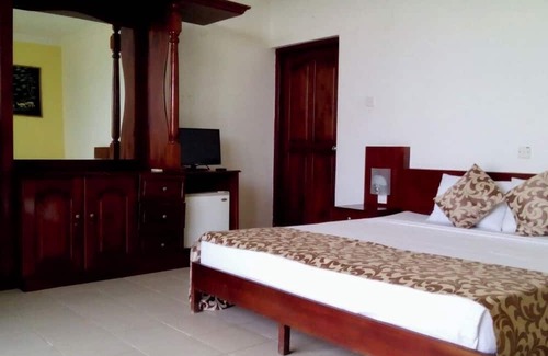 Pinwatta Hotel | White Haven Hotel