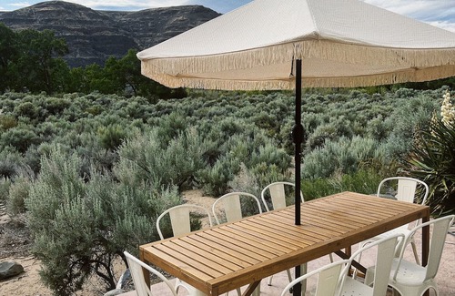 Quincy House | Waterfront retreat on the Columbia River, 10 minutes from The Gorge Amphitheater